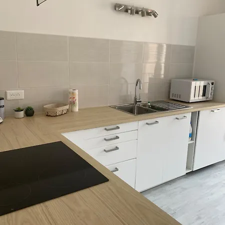 T3 Moderne, Spacieux & Climatise - Parking Prive *