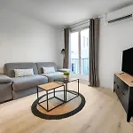 Апартаменты T3 Moderne, Spacieux & Climatise - Parking Prive Пор-Вандр