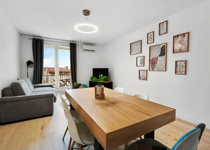 Appartement T3 Moderne, Spacieux&climatisé - Parking Privé